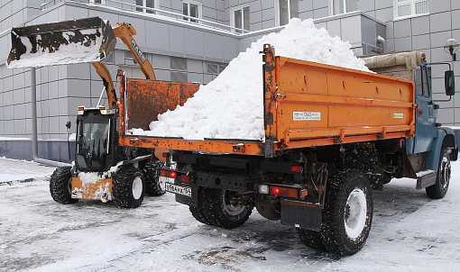 Где будут убирать снег 30 марта в Новосибирске — список улиц