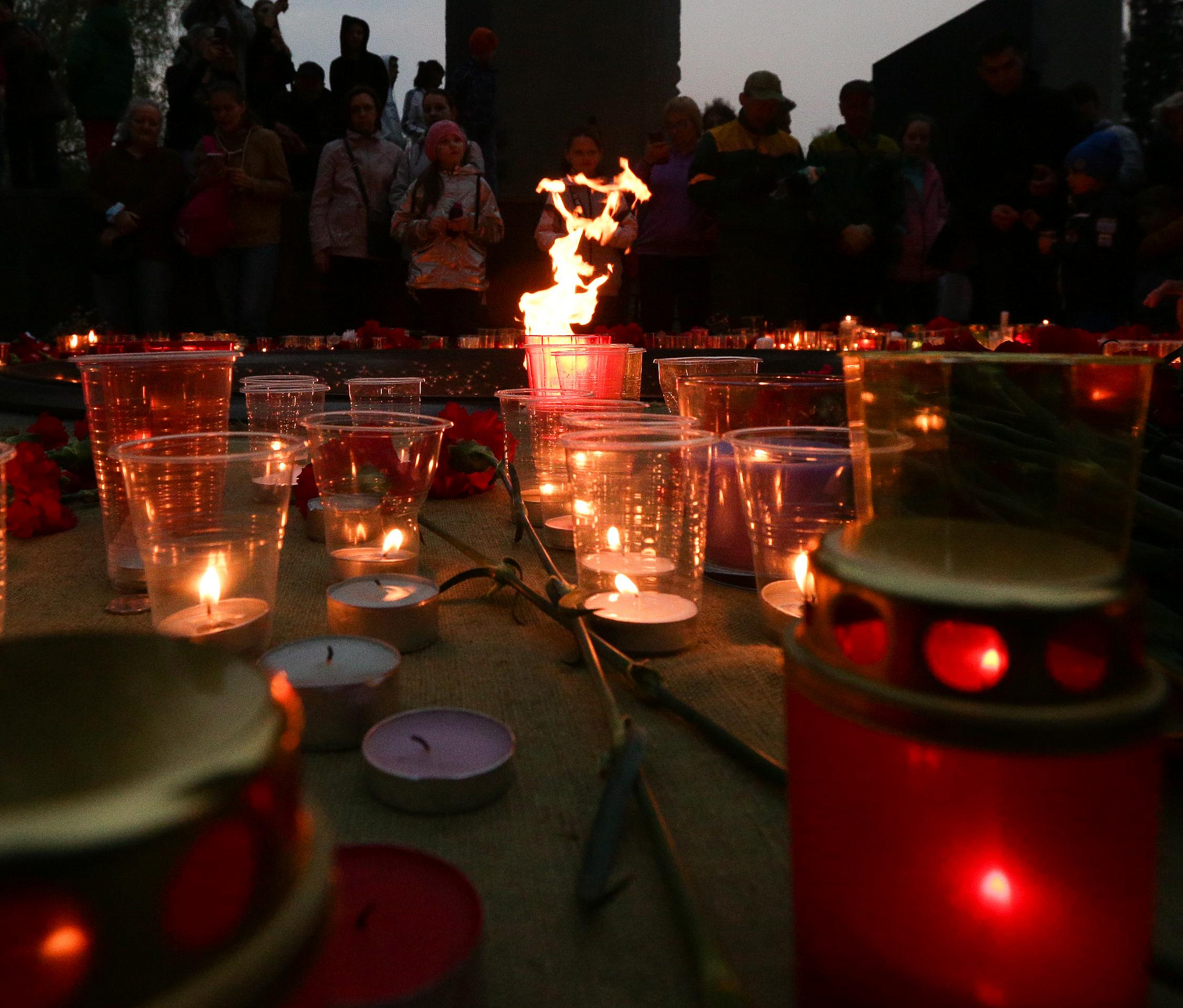 Новосибирцы могут зажечь виртуальные свечи в память о погибших на войне