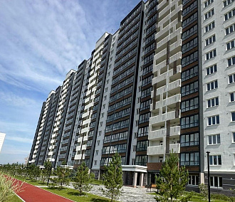 17-этажный дом на 570 квартир возвели у озера на улице Забалуева
