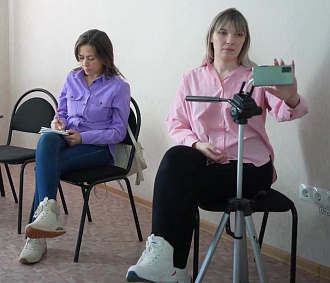 Детские психологи из ЛНР проходят переобучение в Новосибирске