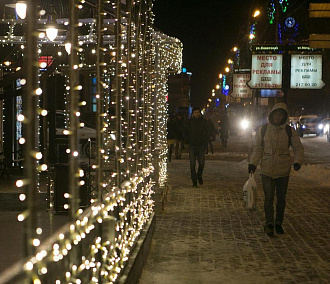 Новосибирск потратит 3 млн рублей на гирлянды к Новому году