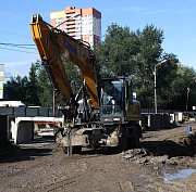 Ремонт построенной в 1953 году теплосети проконтролировал мэр Кудрявцев