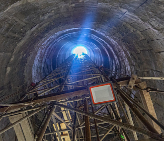 100-метровую трубу на ТЭЦ-2 обновили изнутри: смотрите — как это было