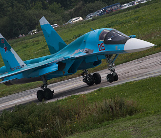 Новосибирский авиазавод передал армии бомбардировщики Су-34