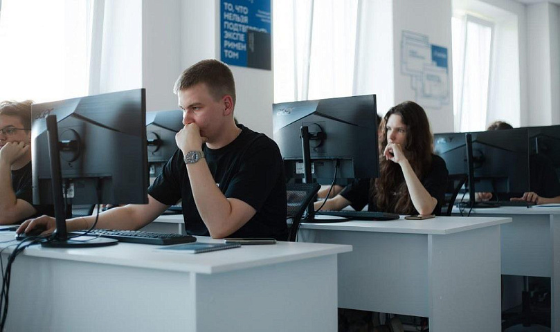 «Вы попали в IT-элиту»: лабораторию сетевого инфобеза открыли в НГТУ