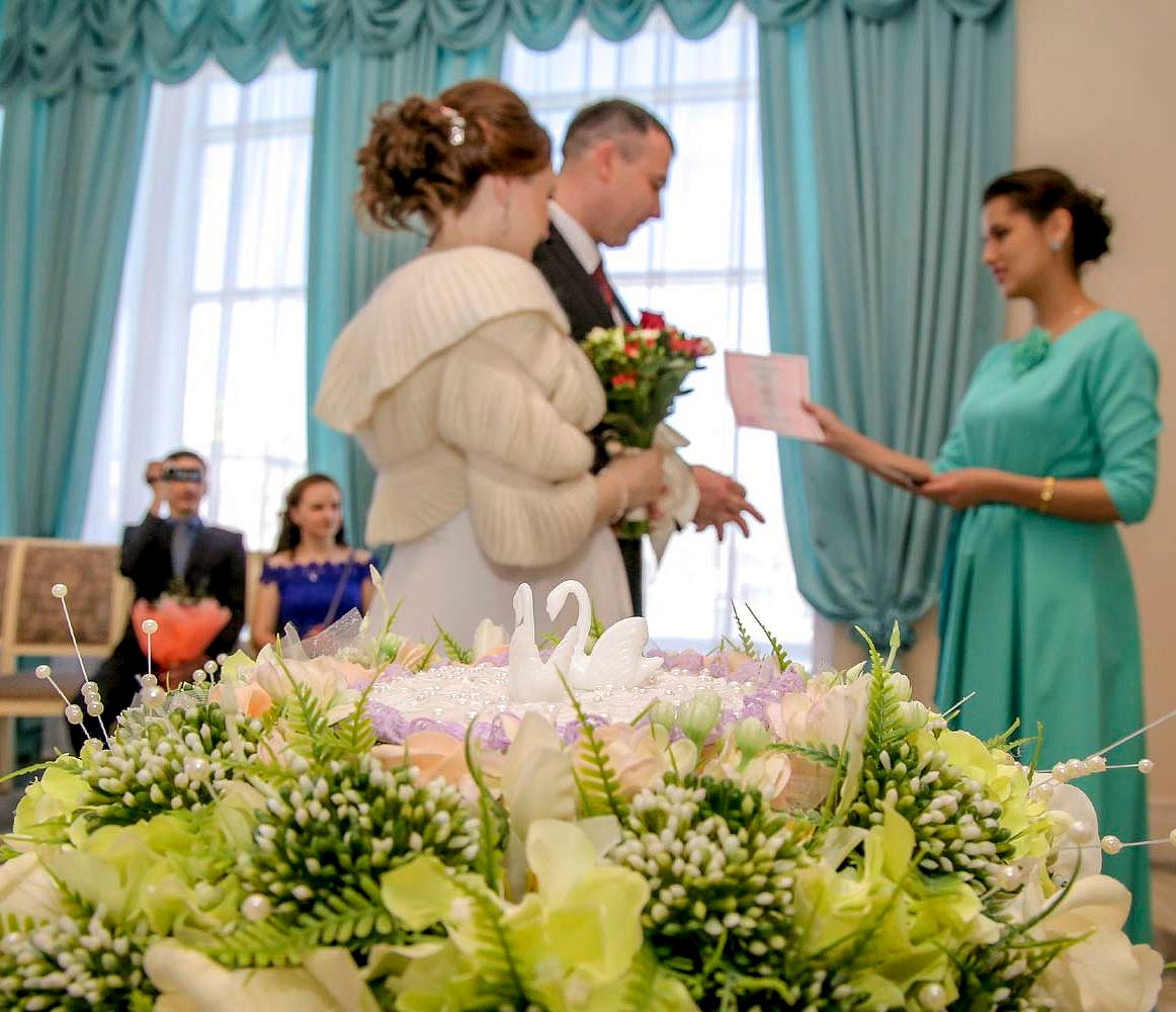 Свадебный бум заметили 7 и 8 июля в Новосибирске
