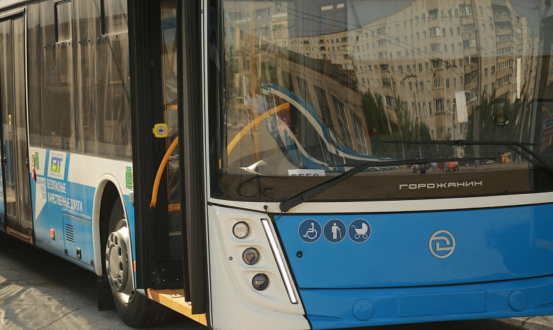 Троллейбус №13 изменил маршрут из-за ремонта на улице Писарева