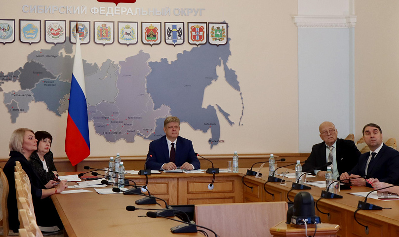 Главного ректора Сибири выбрали на совещании с полпредом Серышевым