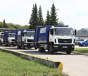 Пять новых мусоровозов выйдут на улицы Новосибирска 7 октября