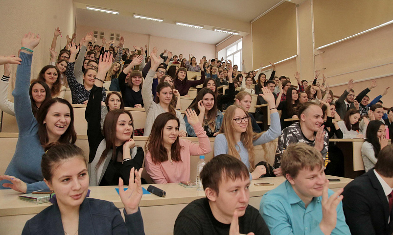 Гранитом науки сыт не будешь: где подзаработать студенту в Новосибирске
