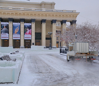 На ледовое оформление клумбы возле НОВАТа потратят 2,2 млн рублей