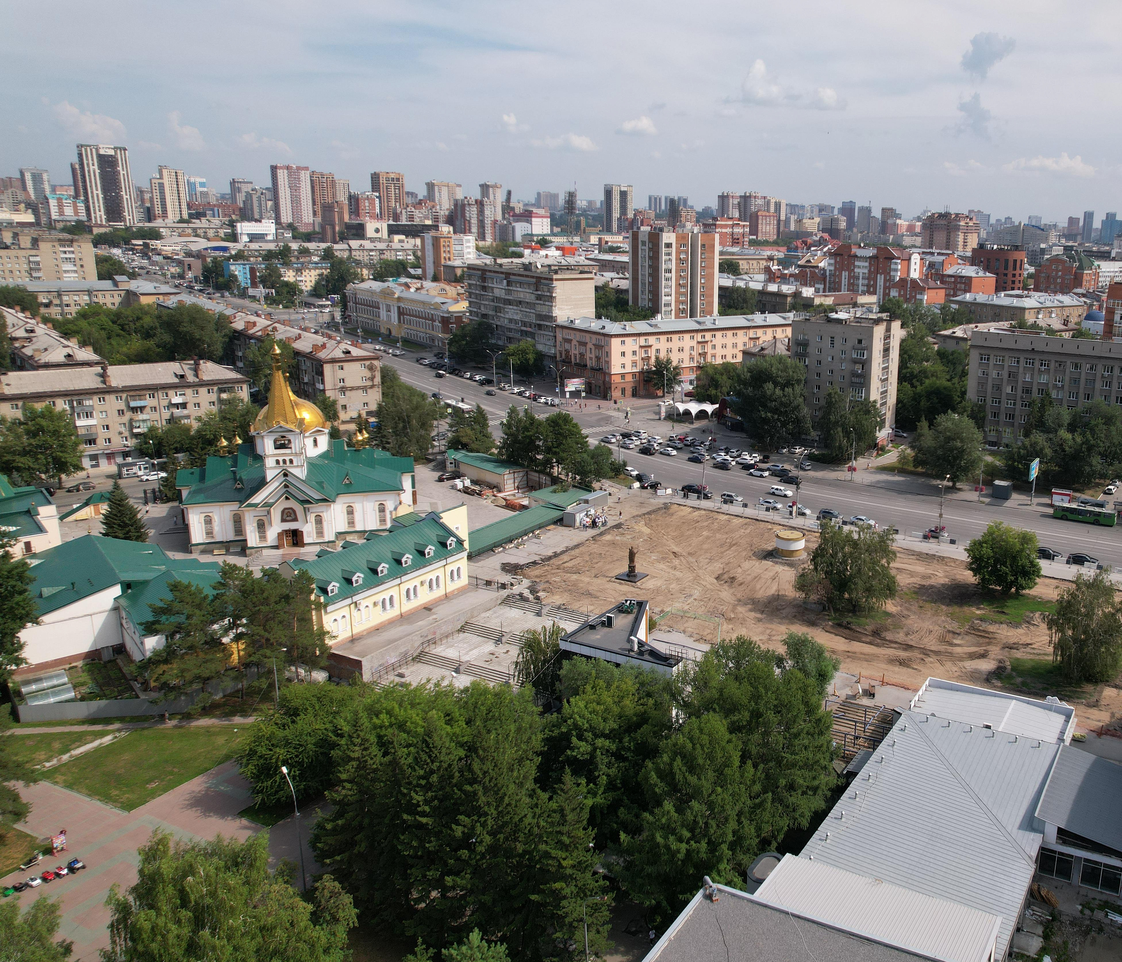 Новосибирская неделя: ЛДС, сквер вместо парковки и возрождение сталинок