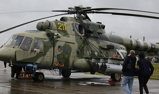 На военную службу по контракту зовут новосибирцев