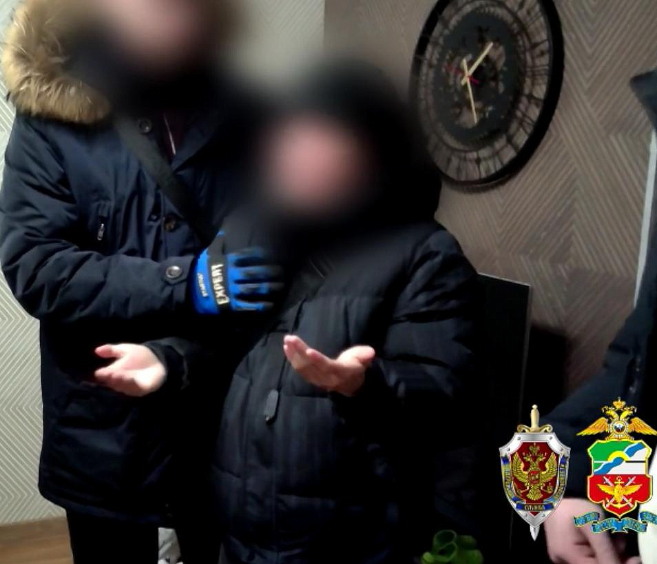 Восьмерых подростков задержали за диверсии в Новосибирской области