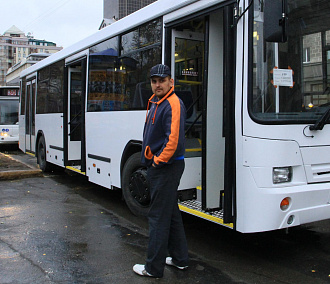 Тотальную проверку пассажирских автобусов начали в Новосибирске