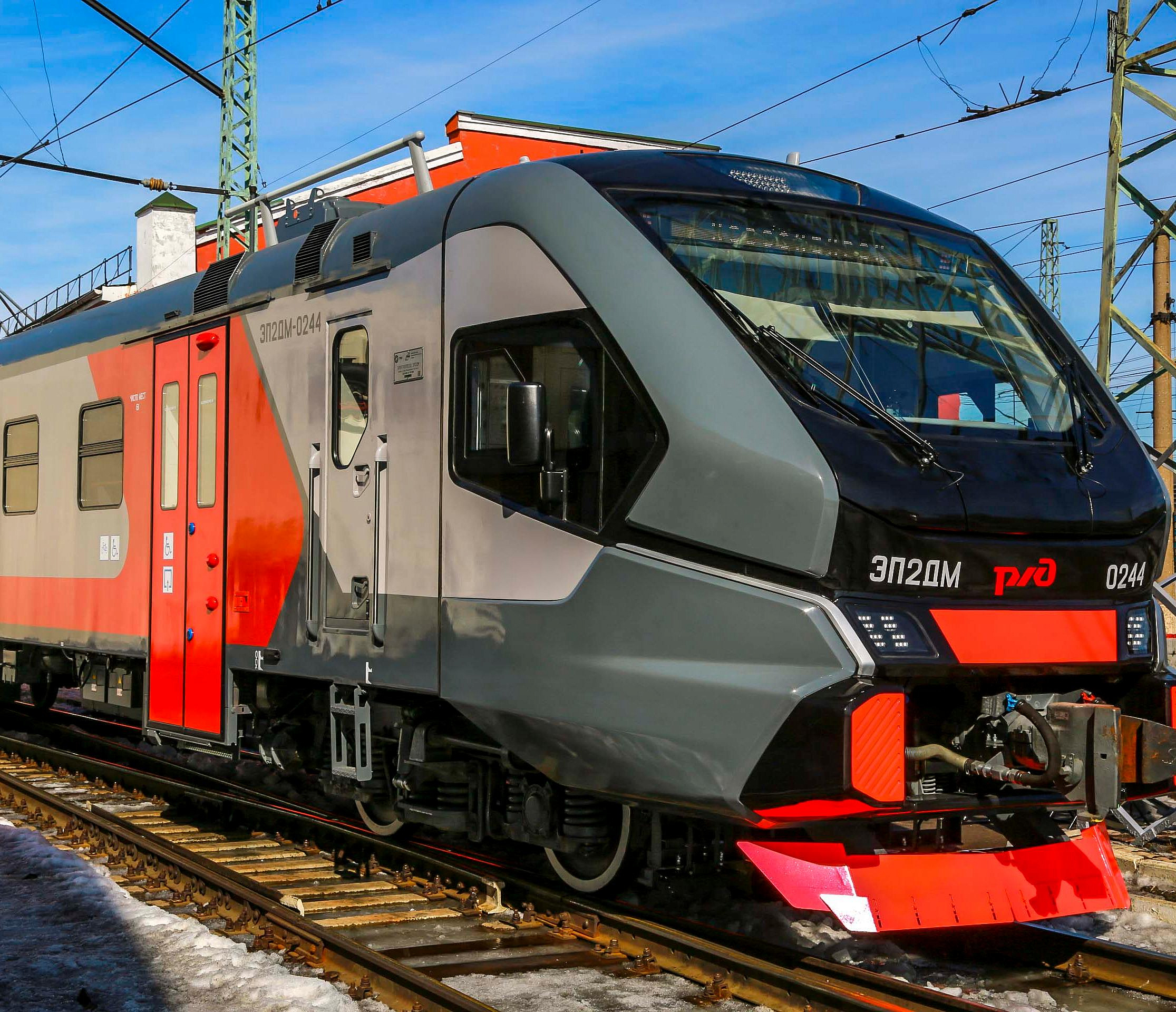 Четыре дополнительные электрички запускают из Новосибирска до Оби