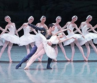 Новосибирские артисты покажут «Лебединое озеро» на сцене Большого театра