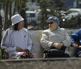 Новосибирцы рассказали, ради чего готовы работать на пенсии