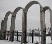 Если вы пропустили: путь к Оби, Санта-Барбара в Западном и свитер от ИИ