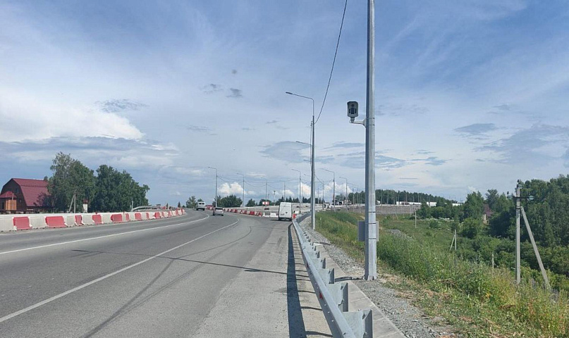 Новая камера ловит лихачей на Гусинобродском тракте