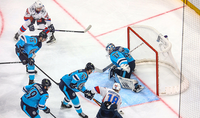 «Сибирь» порадовала болельщиков ярким хоккеем в последнем домашнем матче