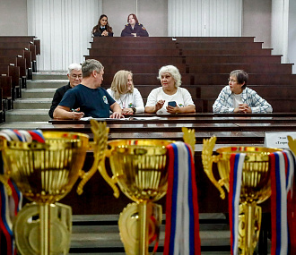 Самых спортивных и смекалистых дружинников выбрали в Новосибирске
