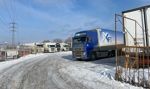 Самозахват парковки на Хилокской: с водителей берут 200 рублей в сутки