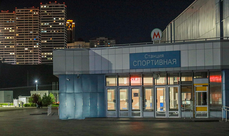 Тяжёлые двери станций новосибирского метро заменят на более безопасные 