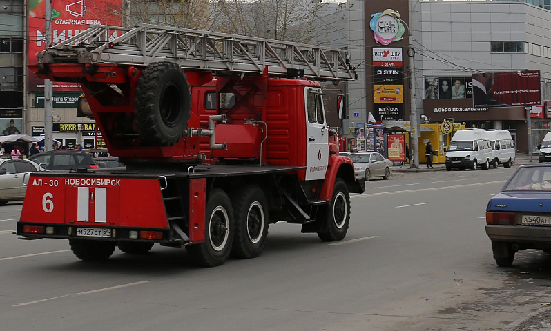 В пожарах за неделю пострадали двое жителей Новосибирска