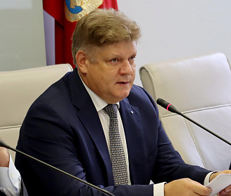 Укреплять единство многонациональной России призвал полпред Серышев