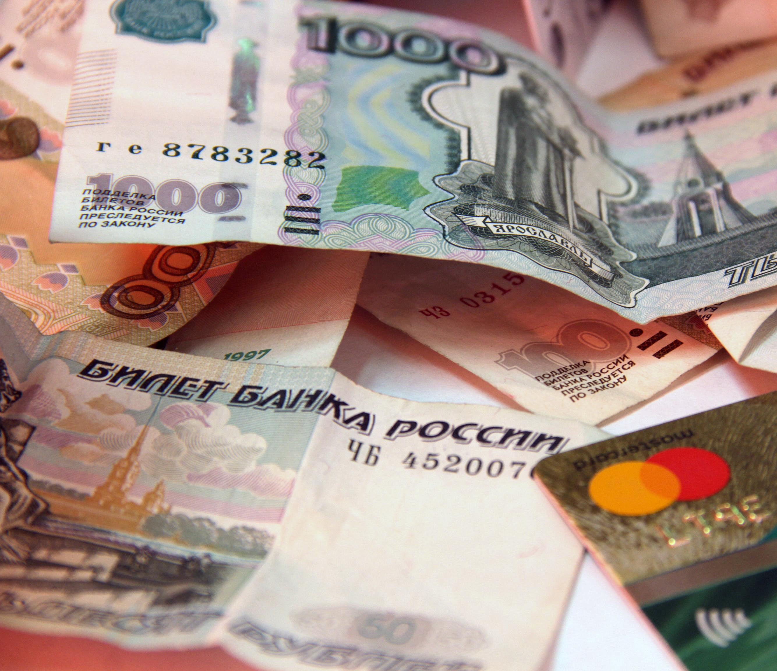 Портрет жертвы мошенника в Новосибирске составил Банк России