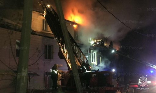 20 семей из сгоревшего барака получат поддержку от мэрии Новосибирска