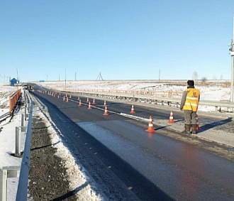 Два моста отремонтировали на дороге из Новосибирска в Кузбасс