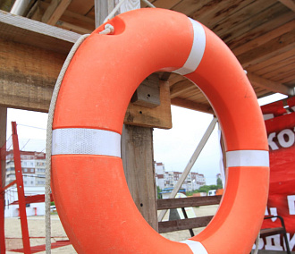 Новосибирцев зовут работать спасателями на пляжах за 20 тысяч