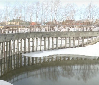 Дамбу на реке Тула под Новосибирском капитально отремонтировали