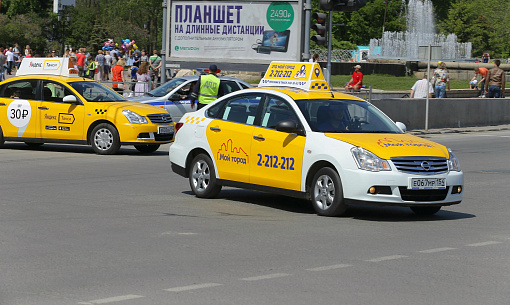 Почему в Новосибирске подорожал проезд в такси — объясняют экономисты