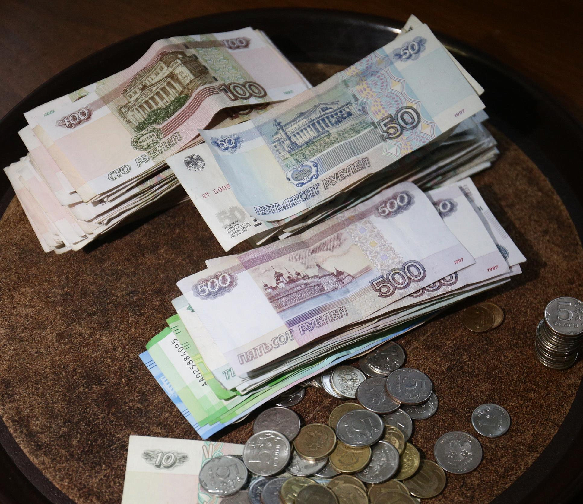 Четверть миллиона в месяц нужно новосибирцам для полного счастья