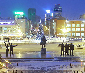 «Однажды в Новосибирске»: про то, как Ильич на станции Обь побывал