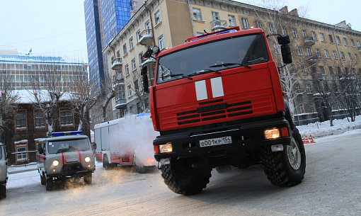 ГАЗель сгорела на улице Выборной в Новосибирске