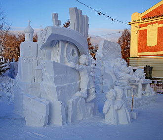 Вандалы разрушили снежные скульптуры в Первомайском сквере