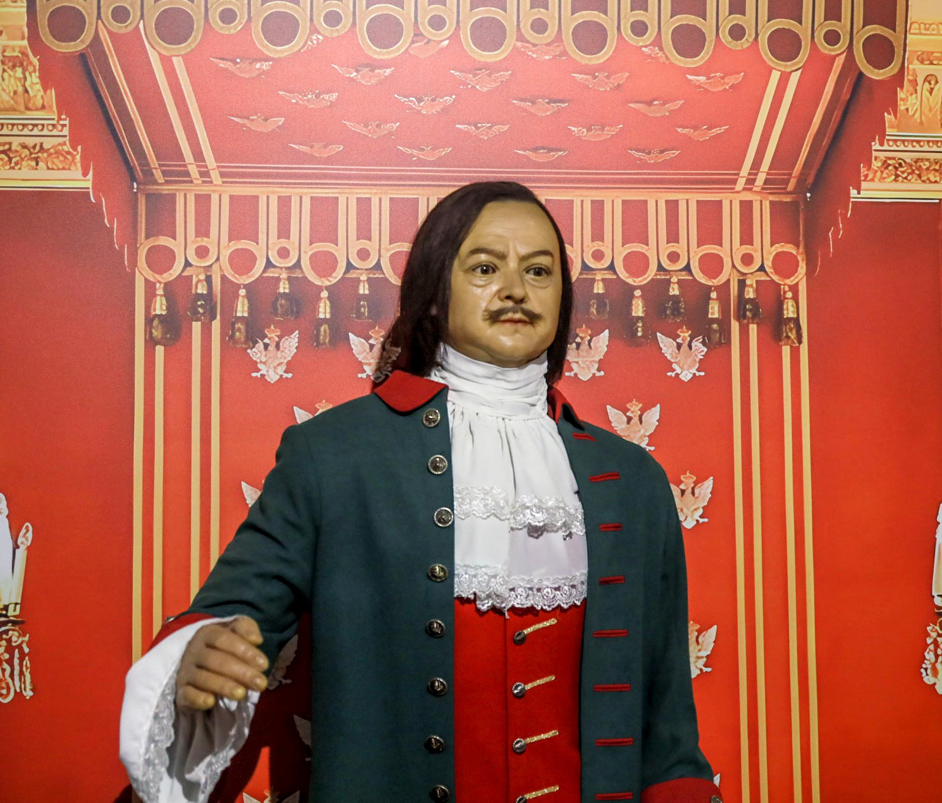 От Ленина до Бэтмена: что показывает музей восковых фигур в Новосибирске