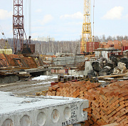 Рейд по стройкам Новосибирска: на 30 объектах нашли грязь и мусор