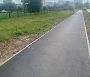 Трёхсотметровый тротуар соединил две школы в Первомайке