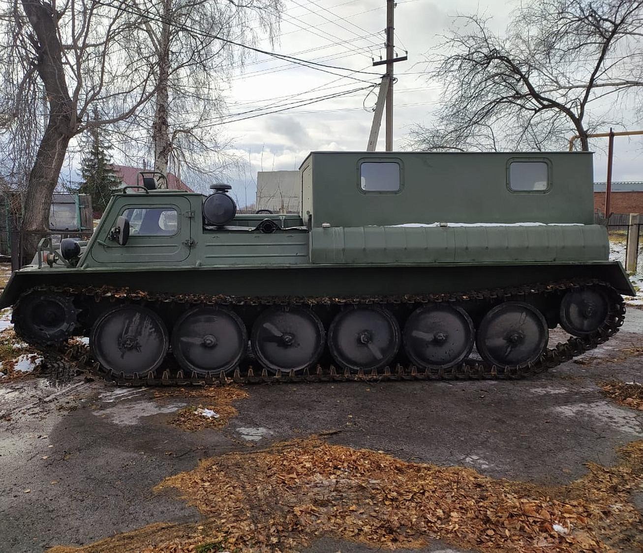 Похожую на танки лесопожарную технику закупили в Новосибирской области