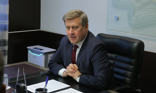 Мэр Анатолий Локоть досрочно прекратил свои полномочия с 25 января