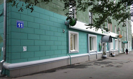 Как отреставрировали и перекрасили зелёную «сталинку» на улице Котовского