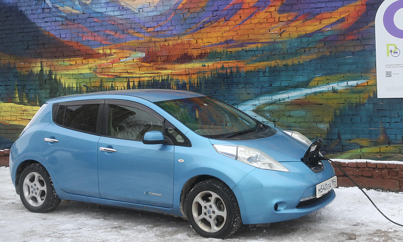 Созданные в Новосибирске электрозаправки запустят в серийное производство