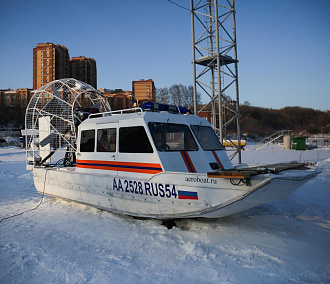 Не спи — замёрзнешь: новосибирцам напомнили о правилах рыбалки в морозы