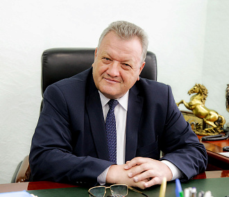 Заместитель мэра Геннадий Захаров уходит на пенсию
