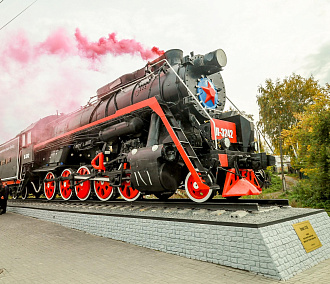 Мэр Кудрявцев запустил волейбольный паровоз у «Локомотив-Арены»